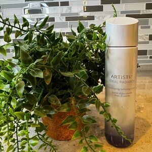 ARTISTRY - Ideal Radiance Illuminating Softening Lotion 200ml